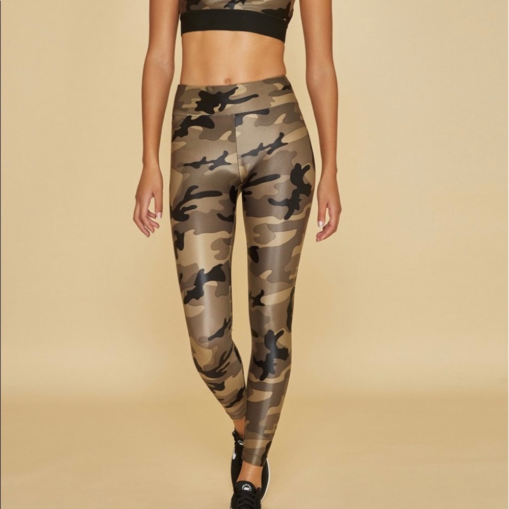 KORAL Lustrous High Rise Army Legging Size Small